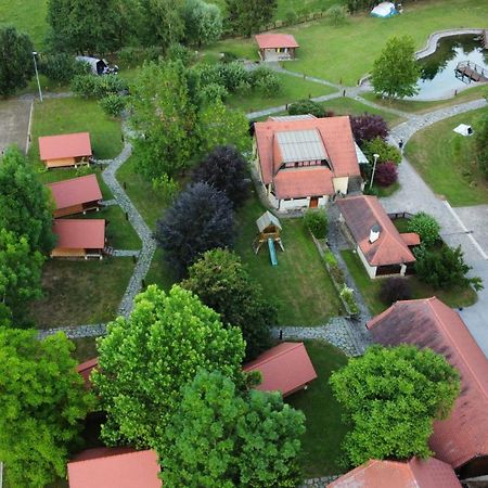 Apartments Kamp Podgrad Vransko Bagian luar foto