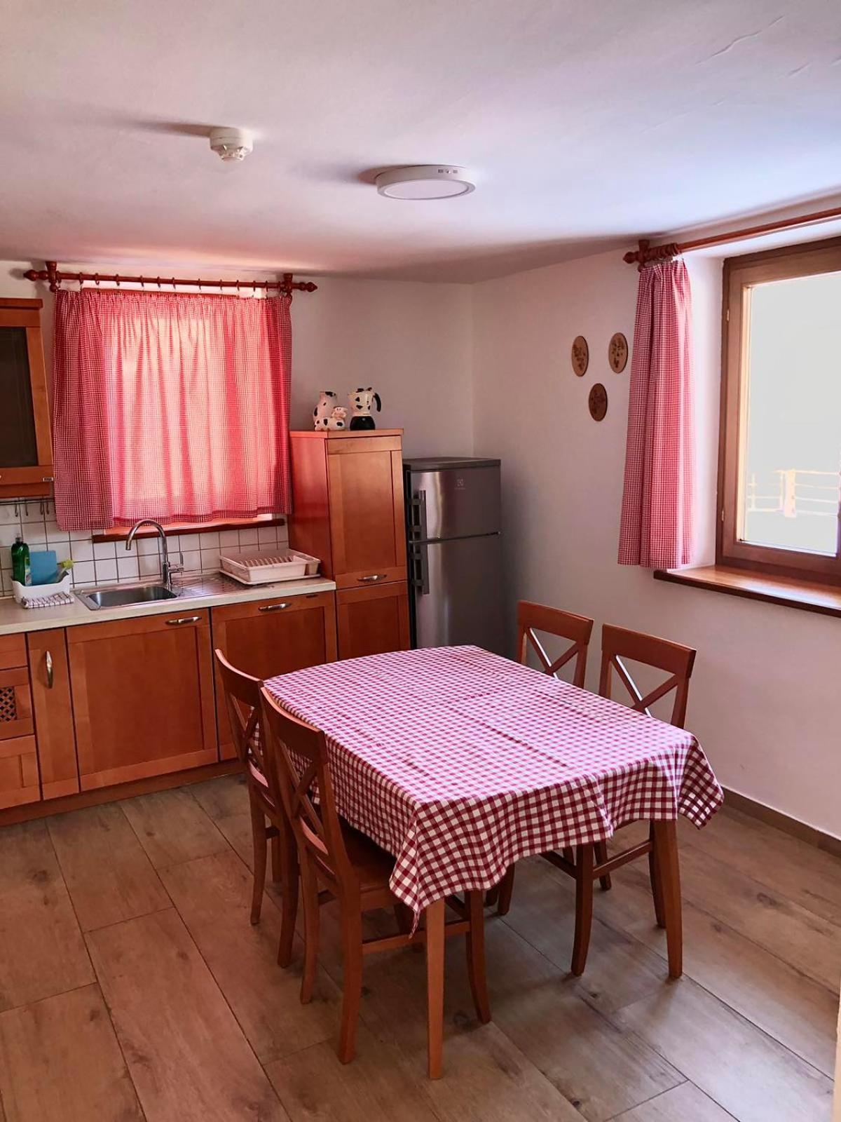 Apartments Kamp Podgrad Vransko Bagian luar foto