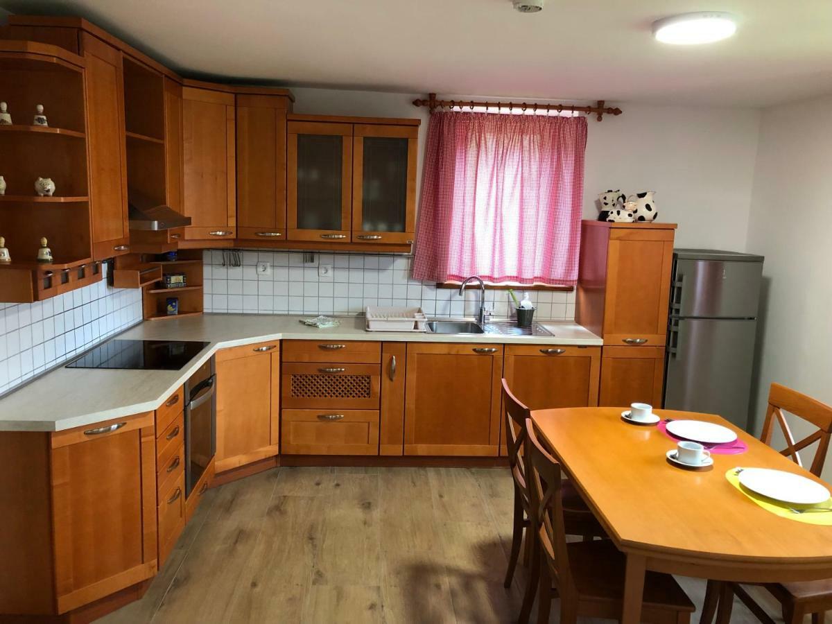 Apartments Kamp Podgrad Vransko Bagian luar foto