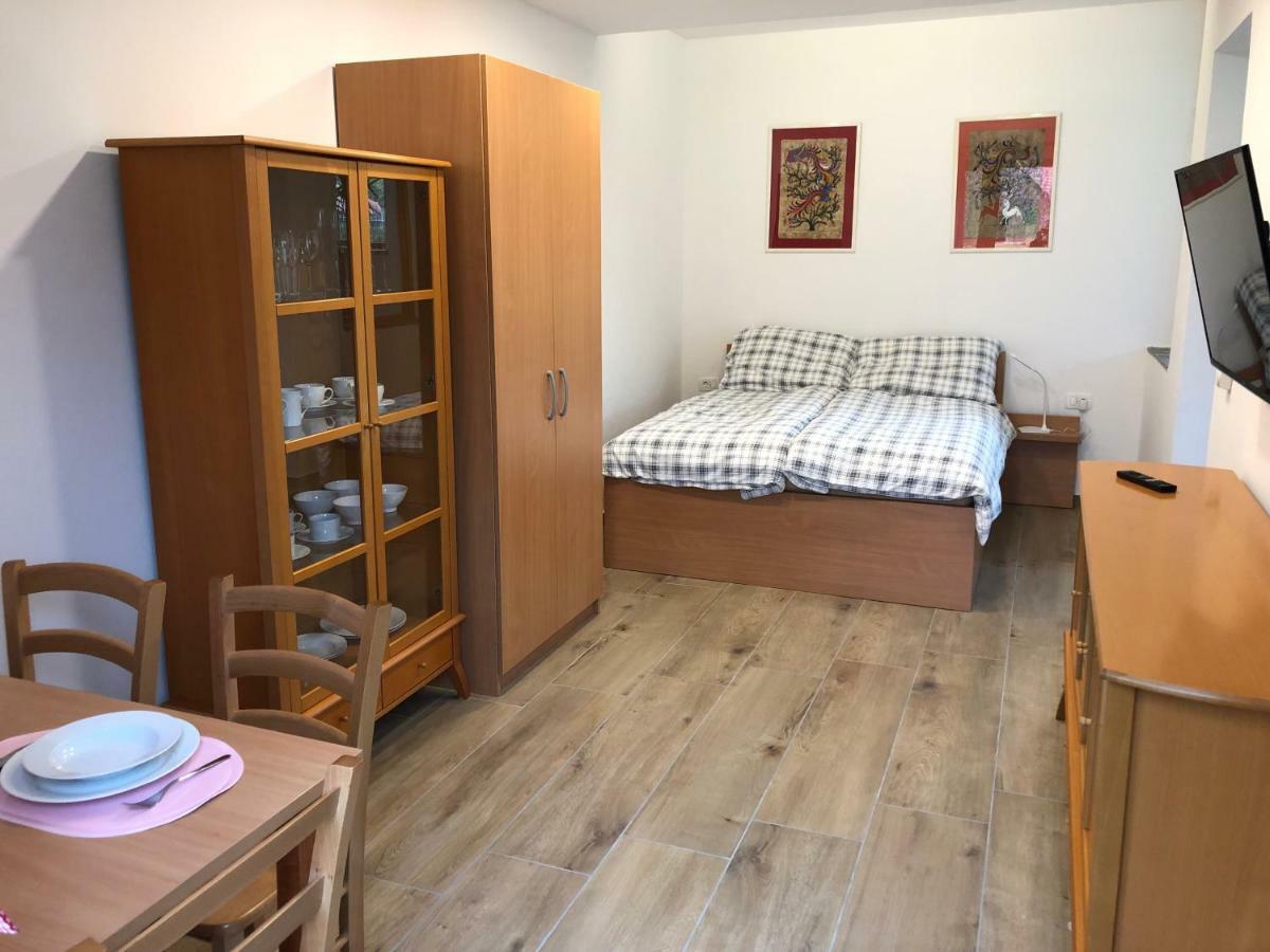 Apartments Kamp Podgrad Vransko Bagian luar foto